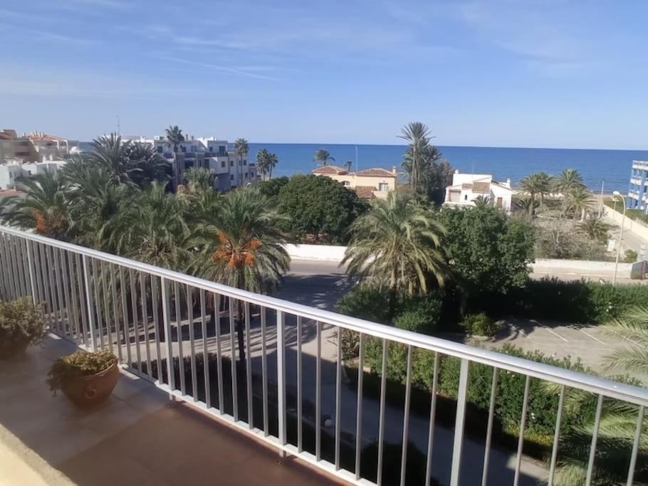 Penthouse 80qm, Zusaetzlich 80 Qm Private Terrasse, 60 M Zum * Dénia